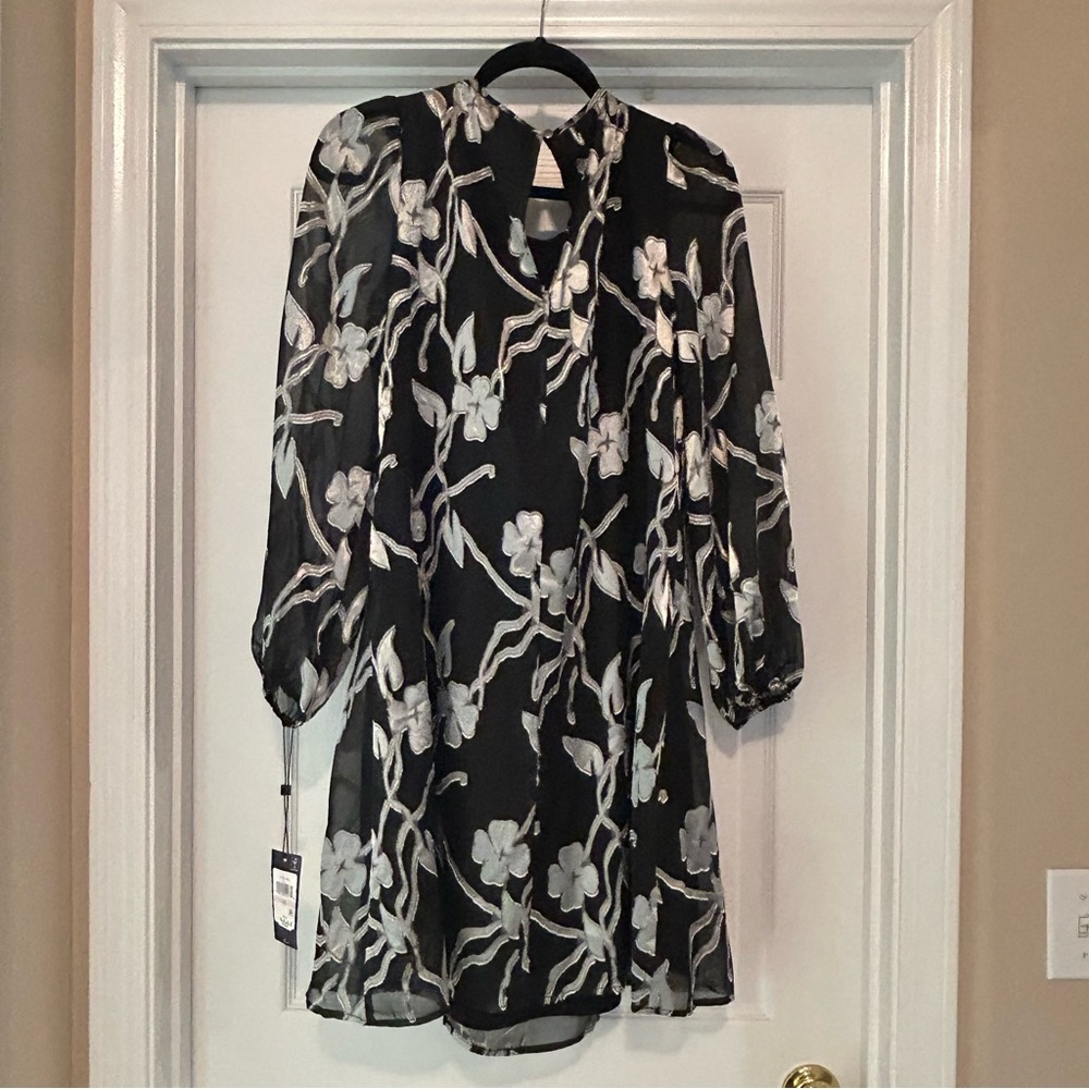 NWT Tommy Hilfiger Floral Chiffon Long Sheer Sleeve Trapeze Dress Black Size 10
